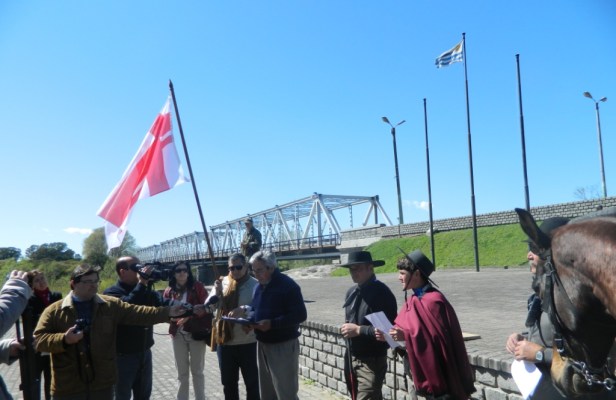 Lectura del Chasque en la Piedra Alta