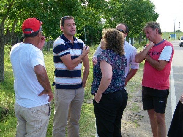 Dati en Independencia junto a autoridades de la comuna. Foto: FD.
