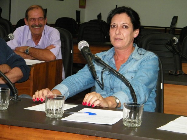 Magela García (PN) anoche en la Junta Departamental, presidiendo la Comisión Investigadora. Foto: FD.