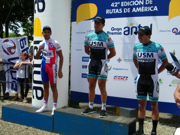 Los hermanos, derecha, que fueron descalificados. Foto: FD.