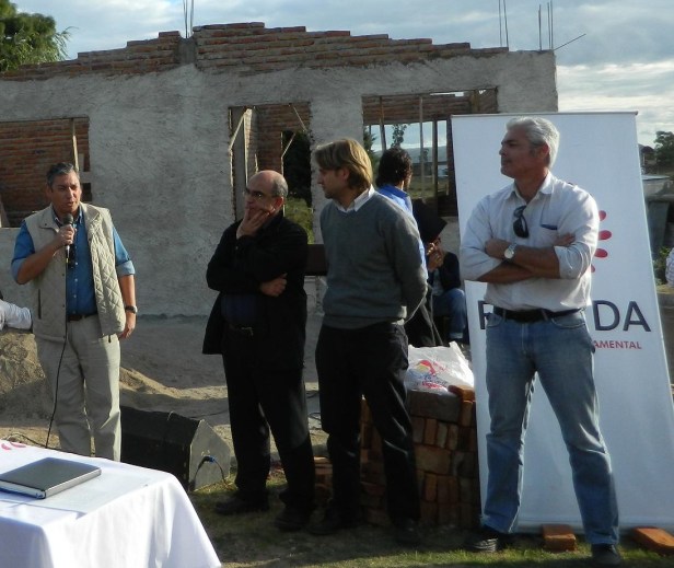 18.03.2013_firma_contrato_sitio_pintado 038