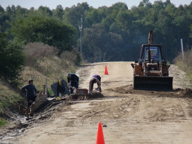 Vialidad. El funcionario había quedado en el camino tras pasar por esa sección.
