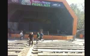 Una imagen de los aprontes en el Teatro de Verano. Foto: vía Twitter.