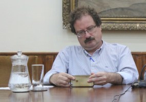 Riva en conferencia de prensa